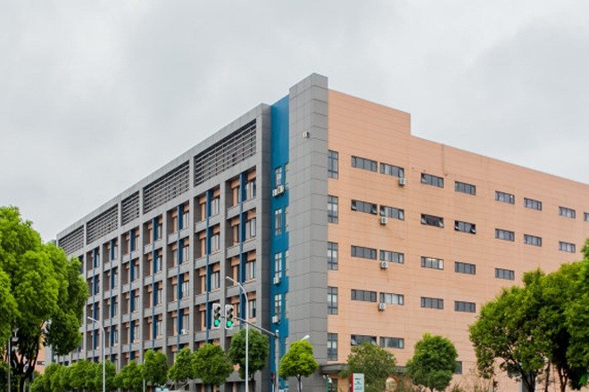 22"上海浦東眾原企業(yè)天地：實(shí)驗室建設的理想環(huán)評之地"